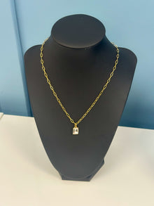  Crystal Pendant Necklace