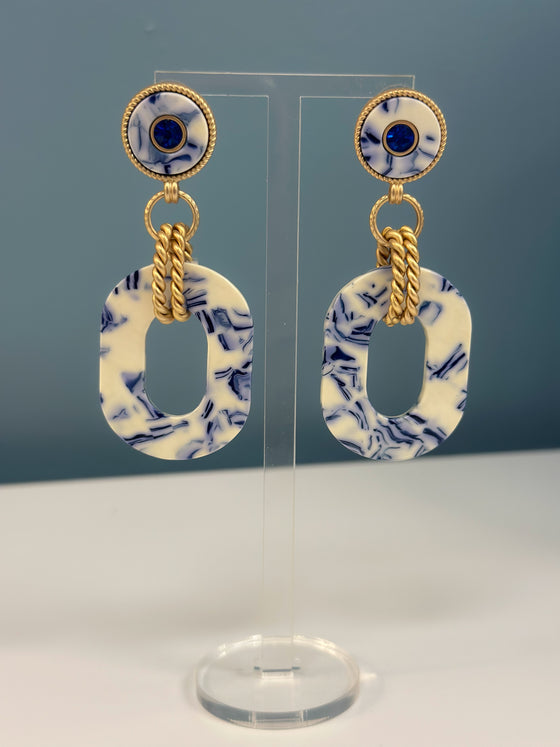 Old Money Oval Earrings
