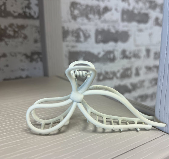 Ribbon Bow Claw Clip